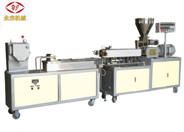 Chiny Wydajność energetyczna Filler Masterbatch Machine With Lab Scale Twin Screw Extruder dostawca
